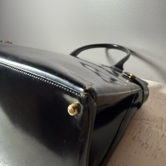 Gucci Vintage Black Leather Shoulder Bag w/COA - Picture 11 of 12